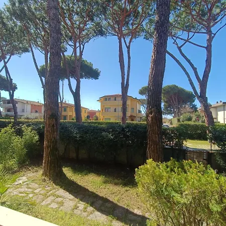 Il Gelsomino Piano Terra * Camaiore